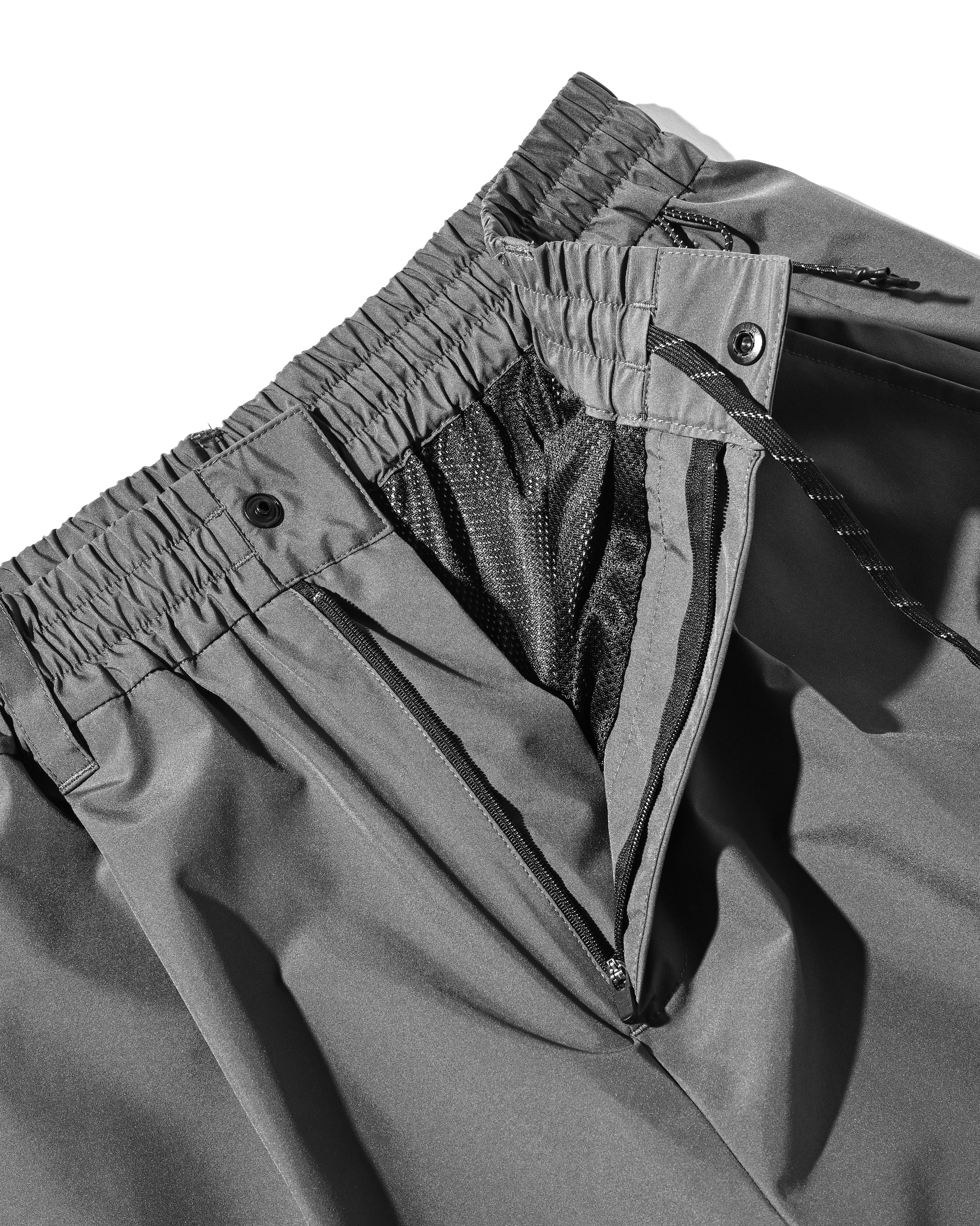 CLESSTE GTX TECH MASSIVE TWISTED HALF PANTS