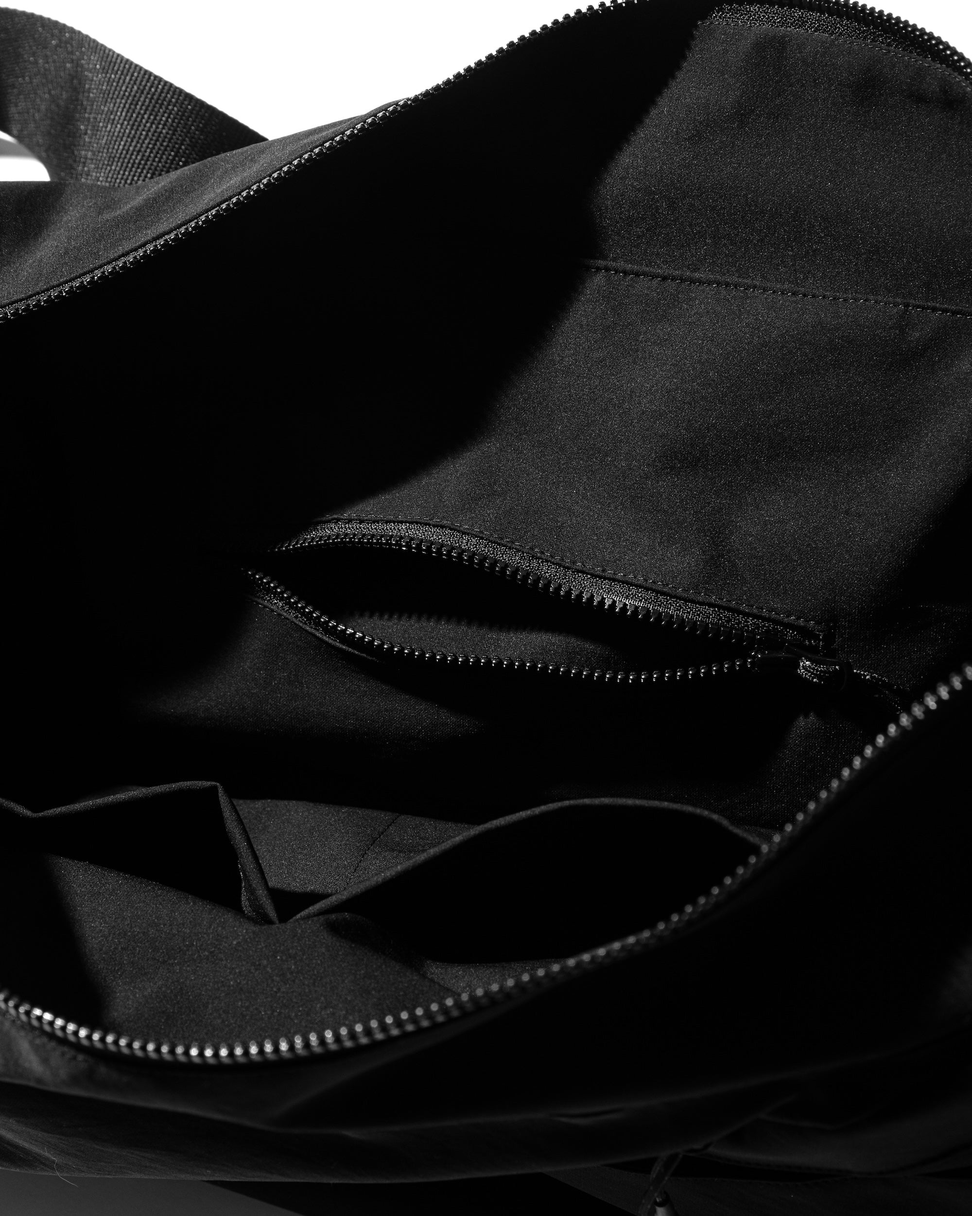 CLESSTE SOFT SHELL FUTURE BAG LARGE