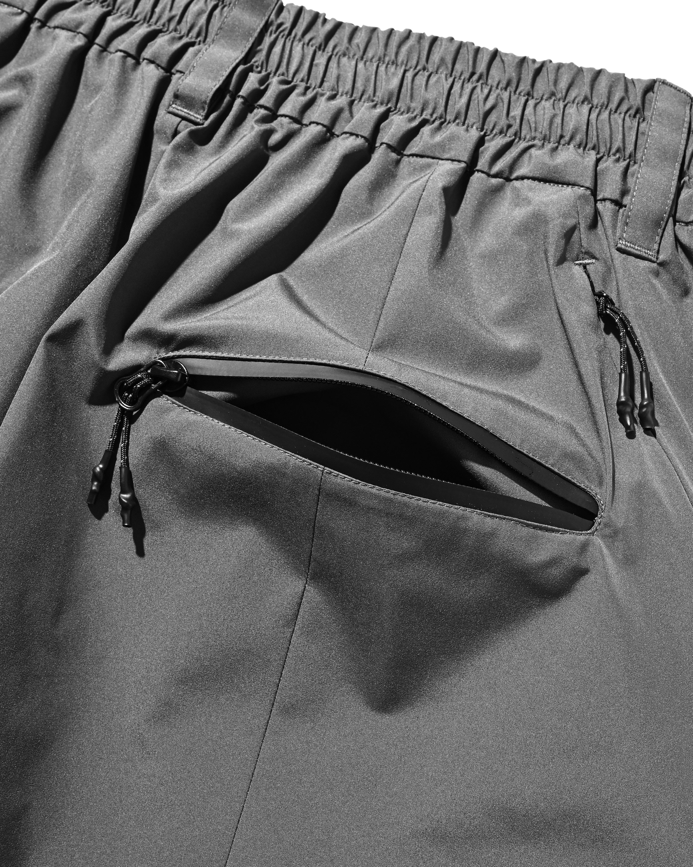 CLESSTE GTX TECH MASSIVE TWISTED HALF PANTS