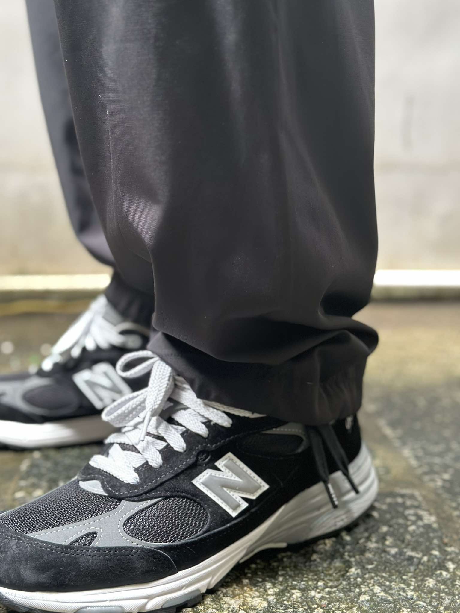 MINE_U.S.A. SIDE SEAMLESS NYLON EASY PANTS