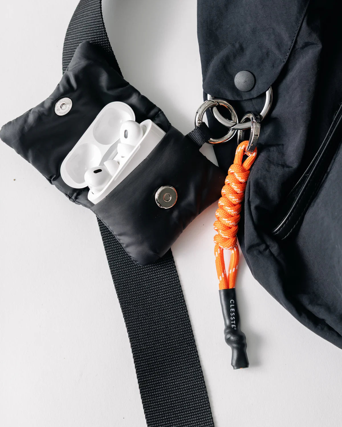 CLESSTE PADDED AIRPODS CASE