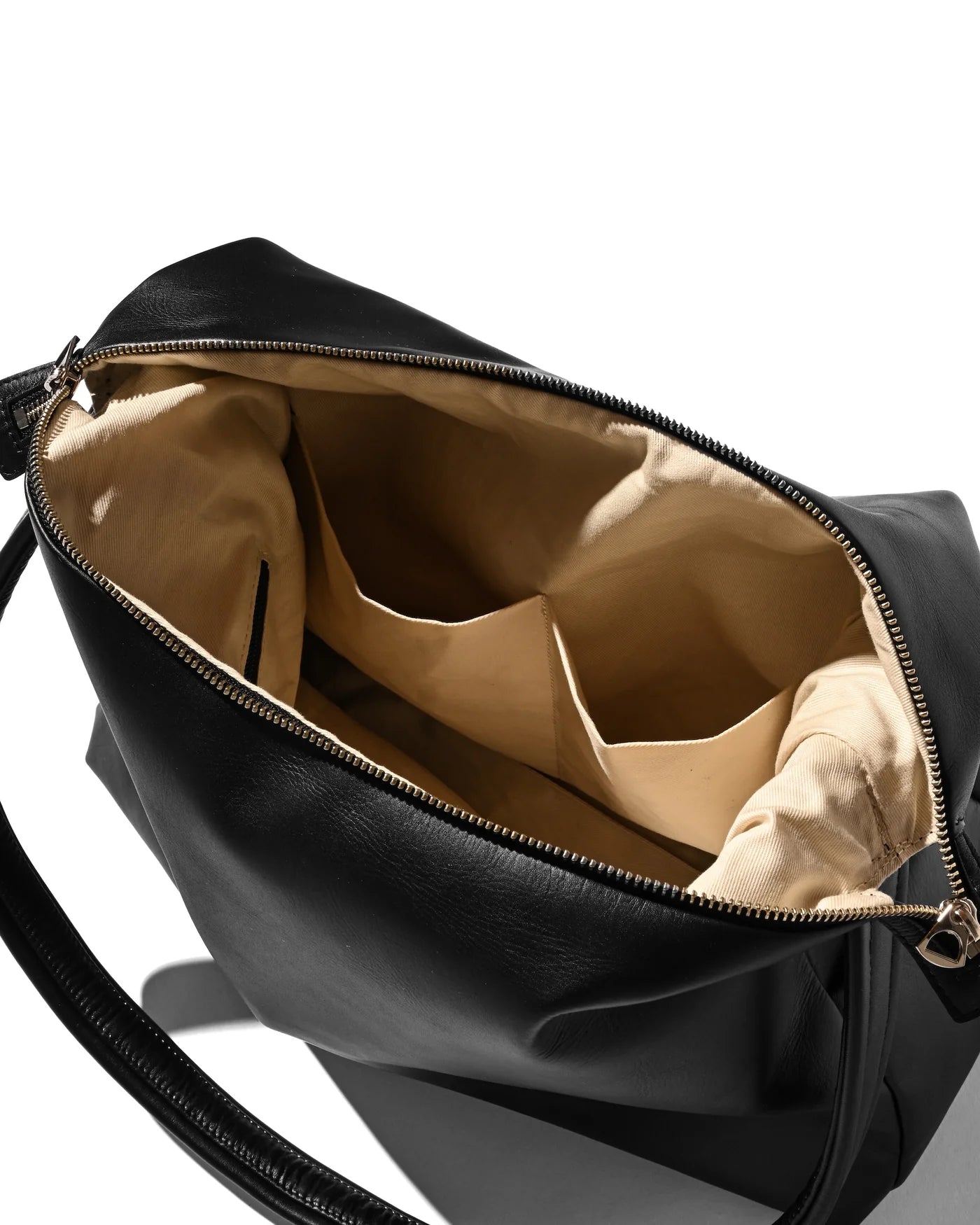 CLESSTE LEATHER NOMAD BAG