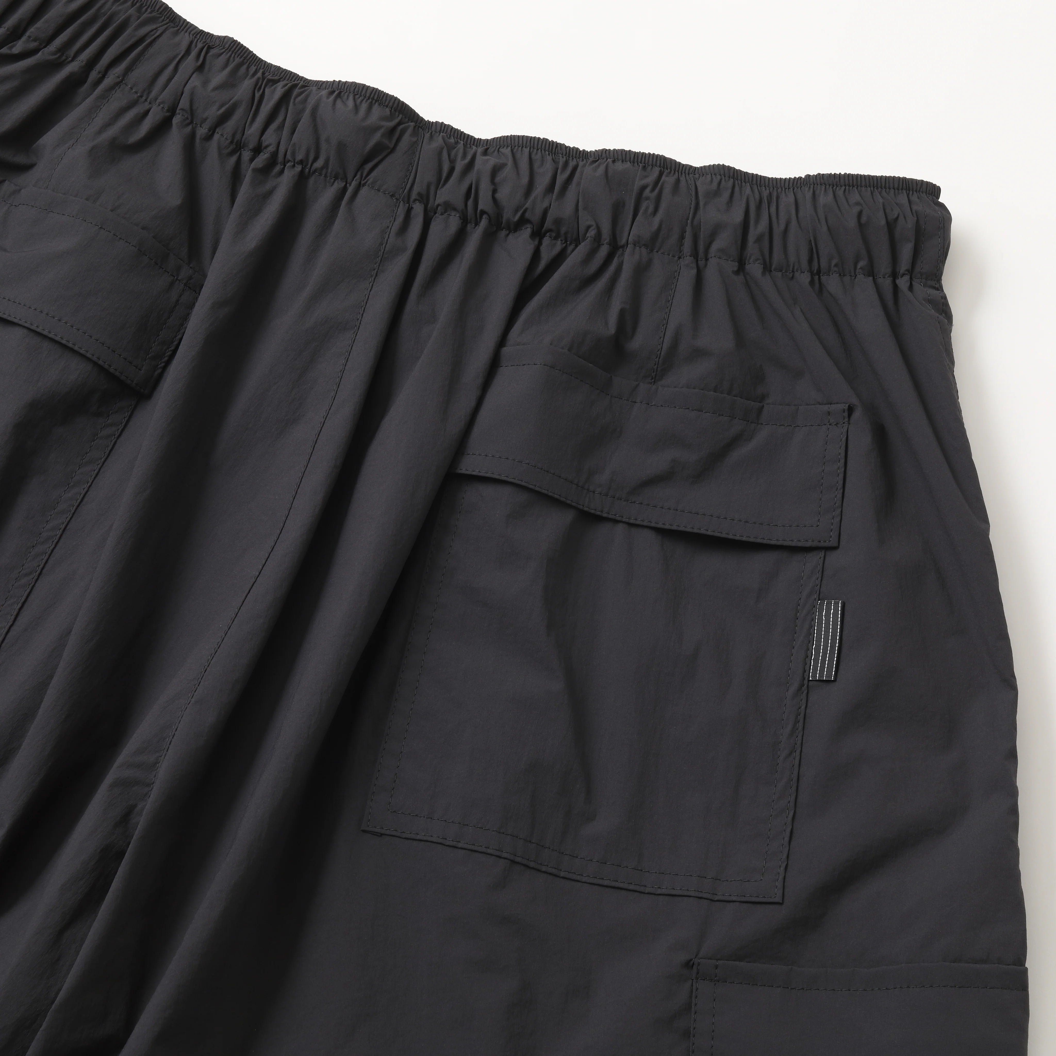 S.F.C 25FW PARACHUTE CARGO PANTS