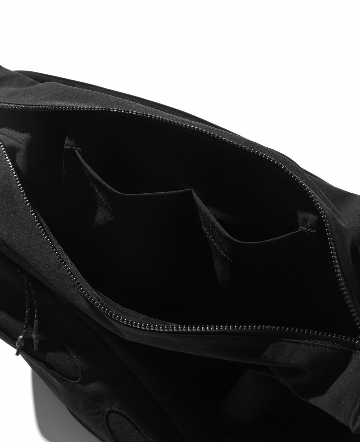 CLESSTE SOFT SHELL FUTURE BAG