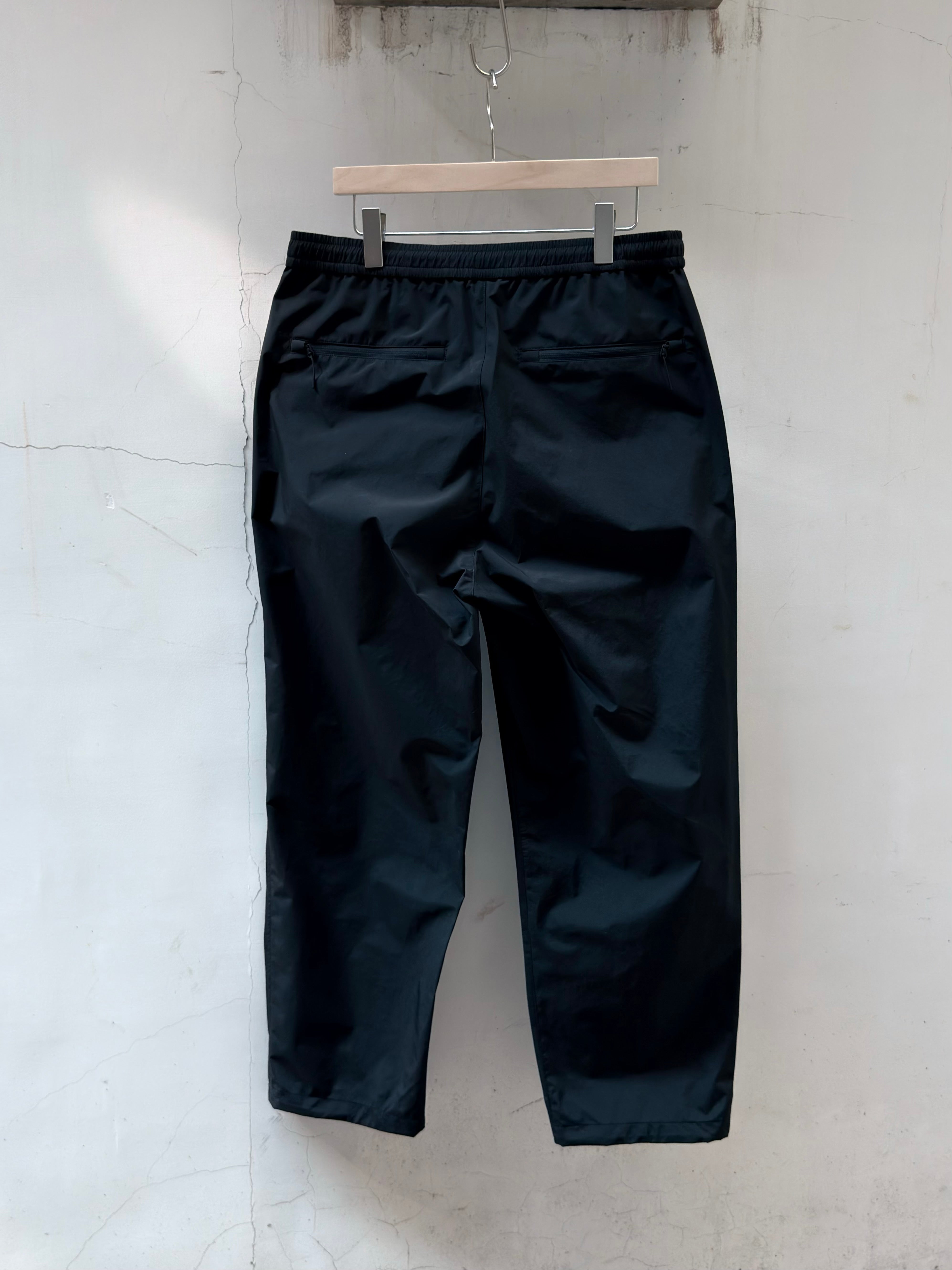 ES.1 26SS NYLON PANTS F002