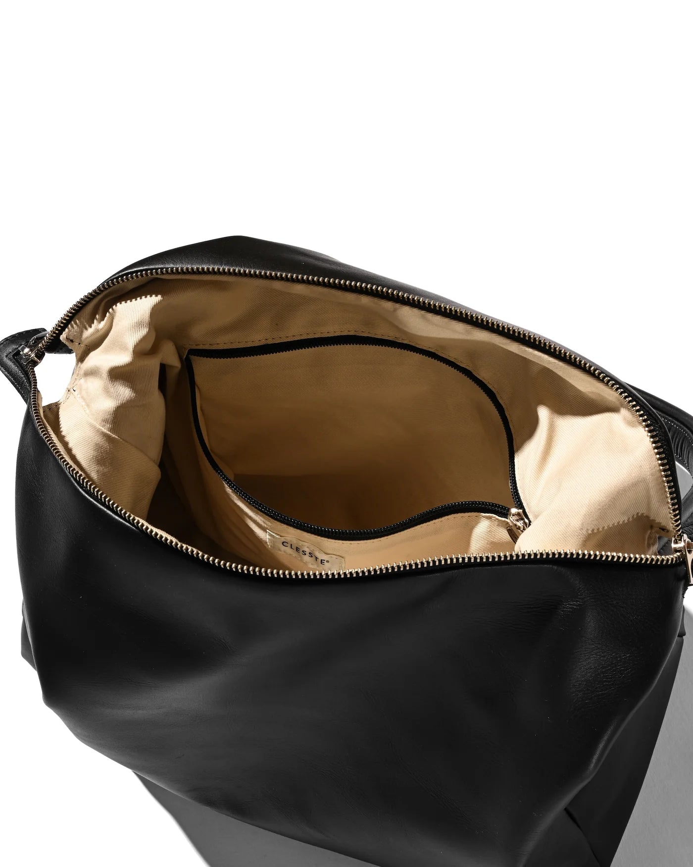 CLESSTE LEATHER NOMAD BAG