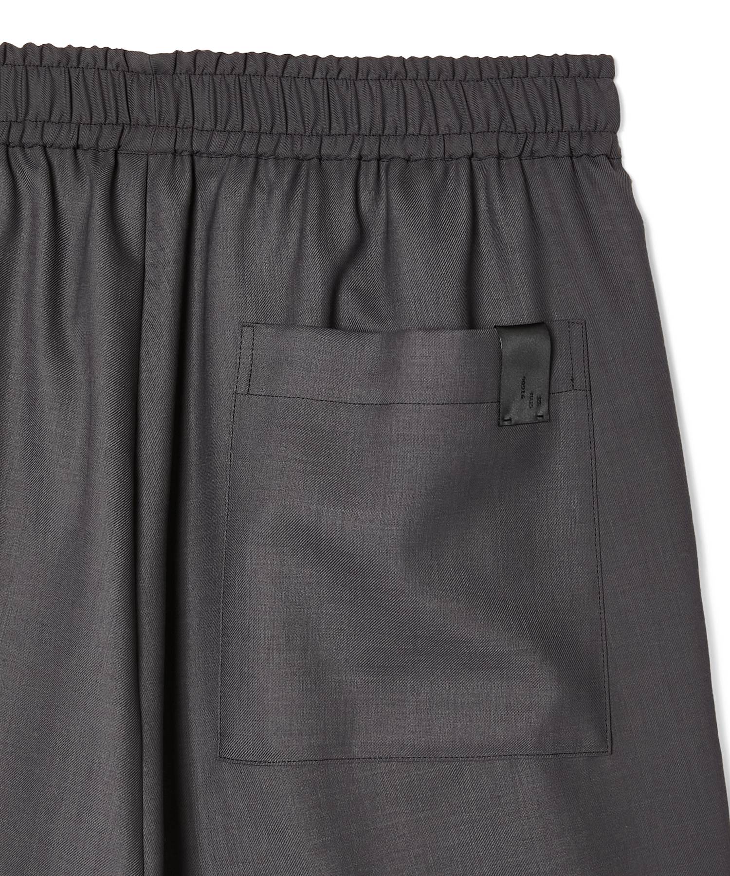 N.HOOLYWOOD 26SS 2TUCK EASY HALF PANTS