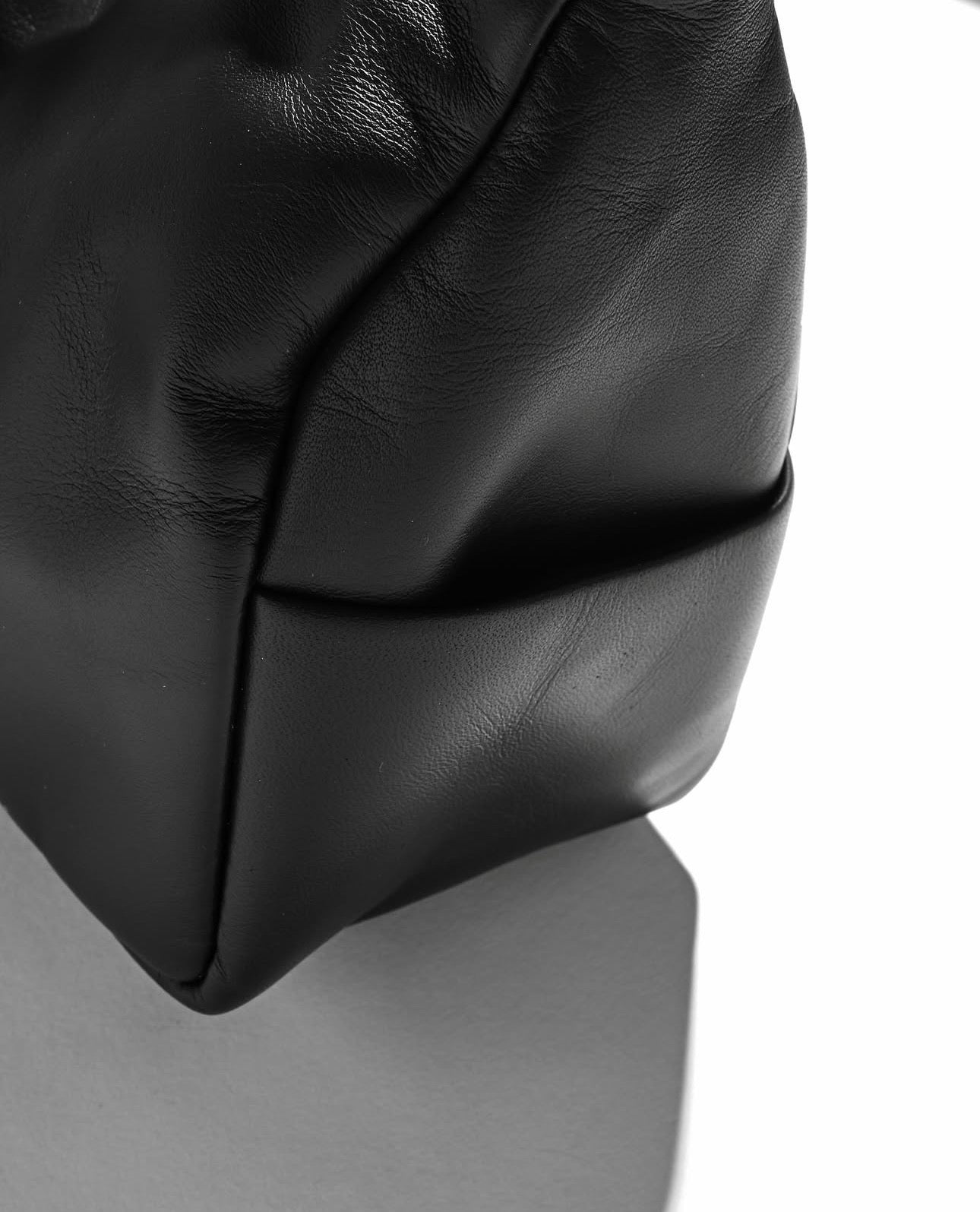 CLESSTE LEATHER DAYOFF BAG MINI