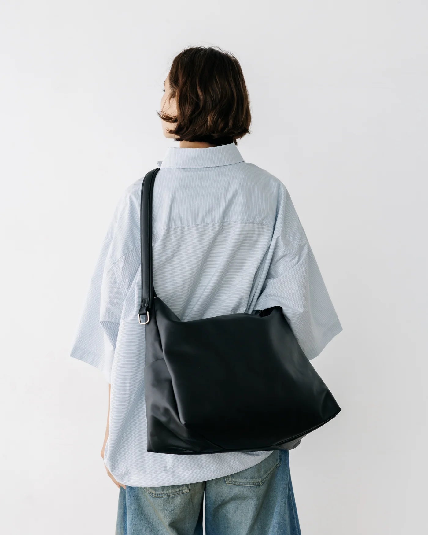 CLESSTE LEATHER NOMAD BAG
