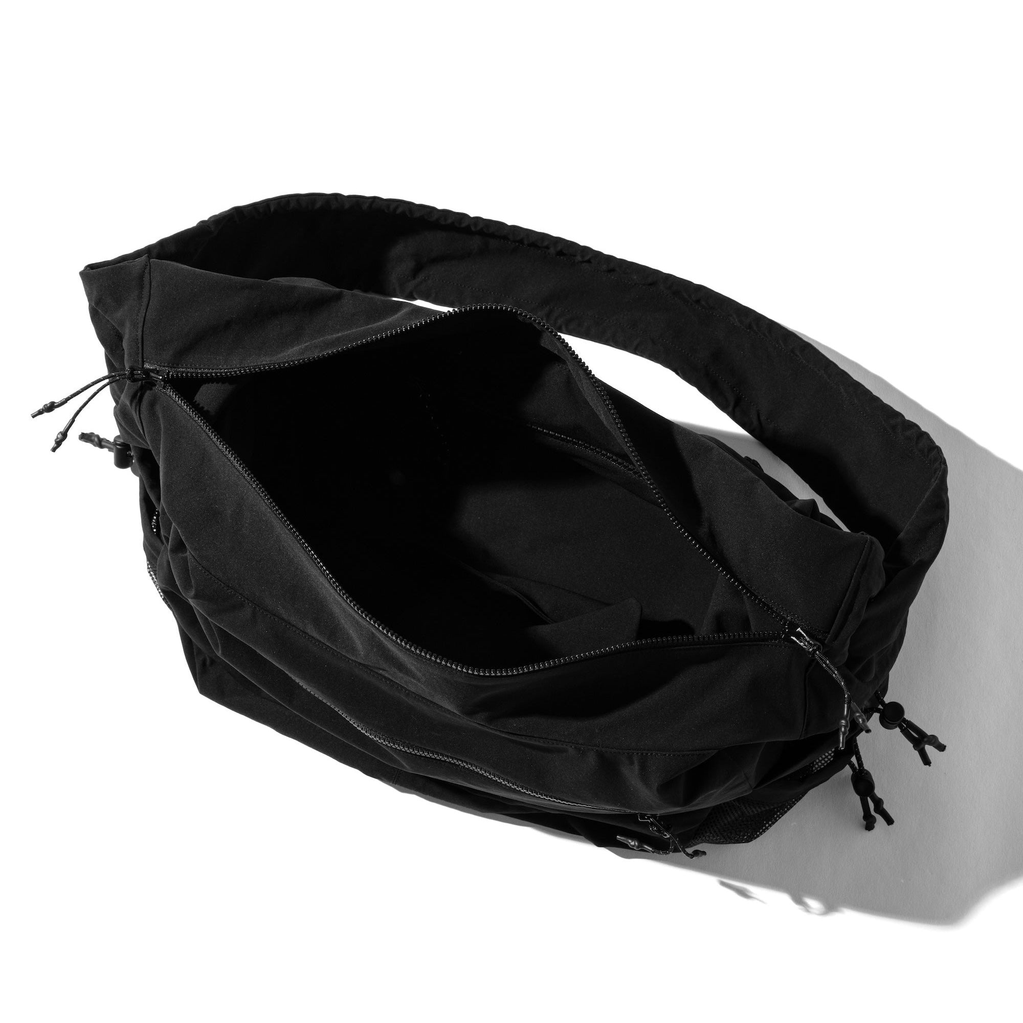 CLESSTE SOFT SHELL ATHLETIC BAG