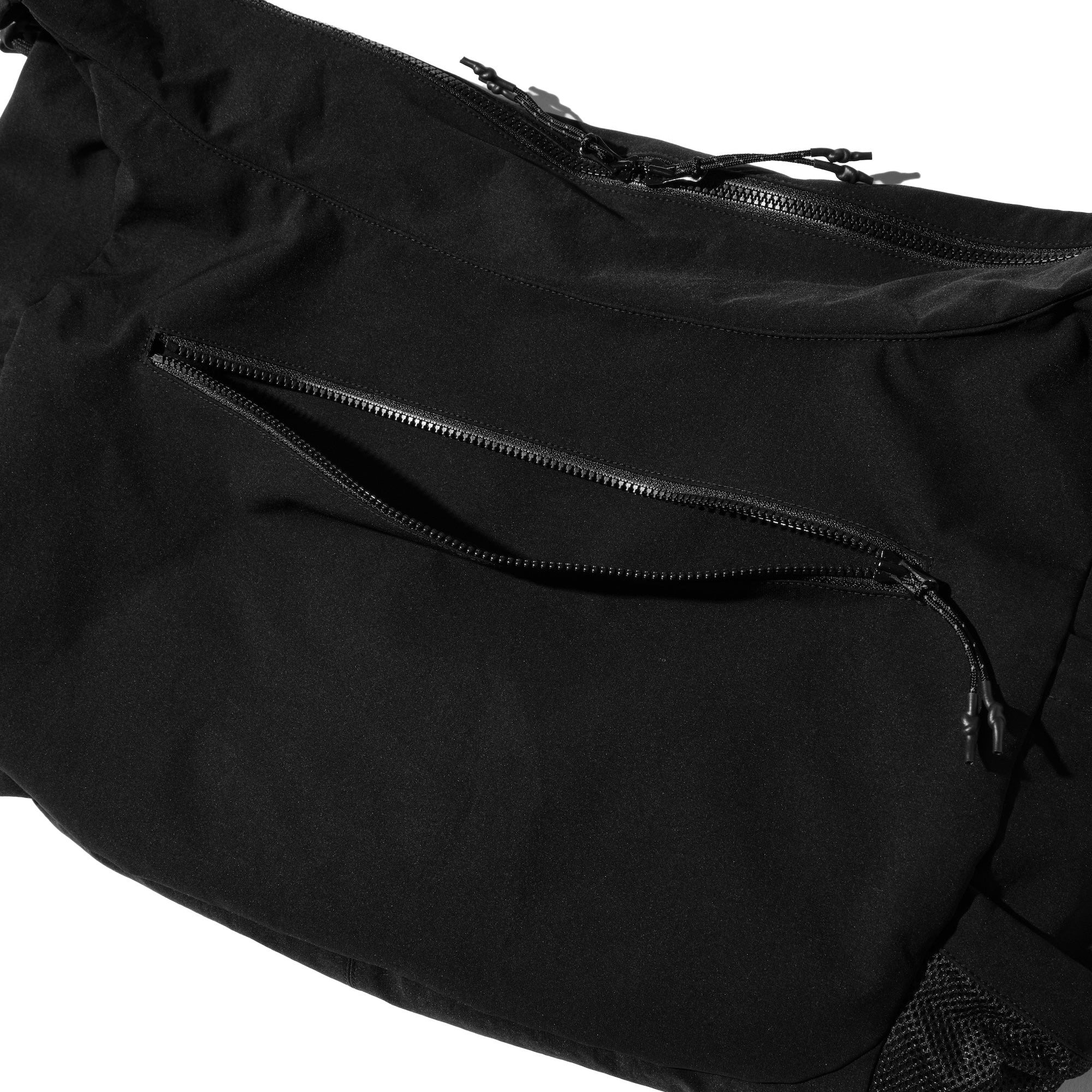 CLESSTE SOFT SHELL ATHLETIC BAG