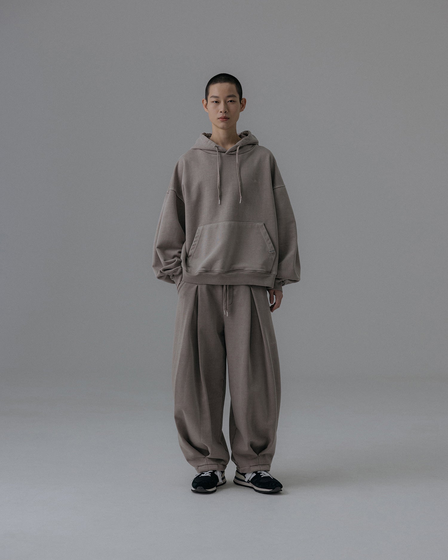 ANGLAN VALLEY TUCK SWEAT BALLOON HOODIE - WASHED
