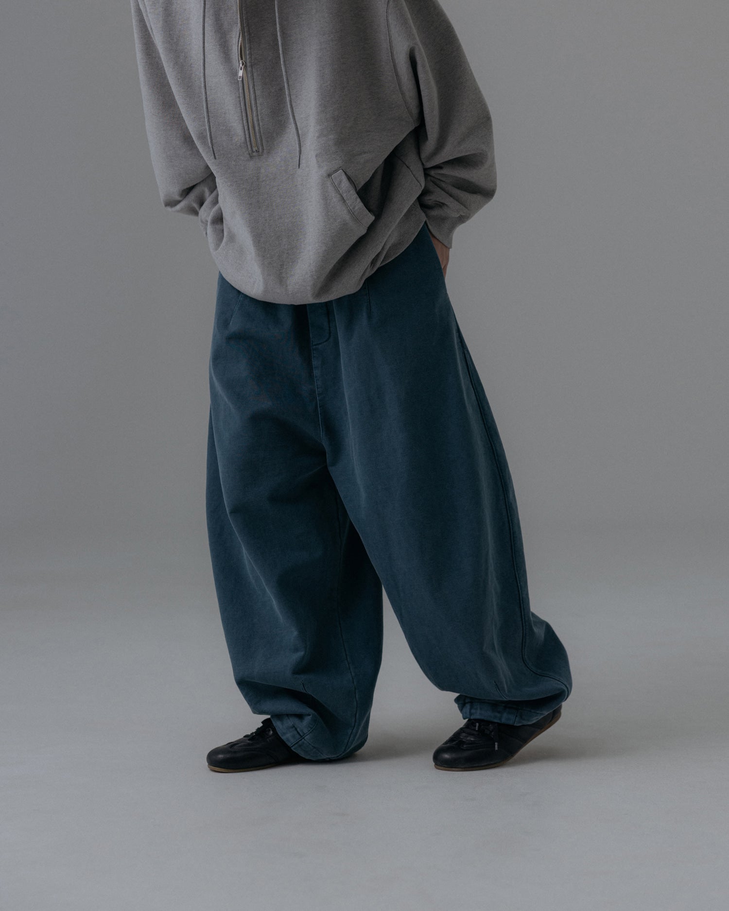 ANGLAN PIGMENT BAGGY BALLOON PANTS
