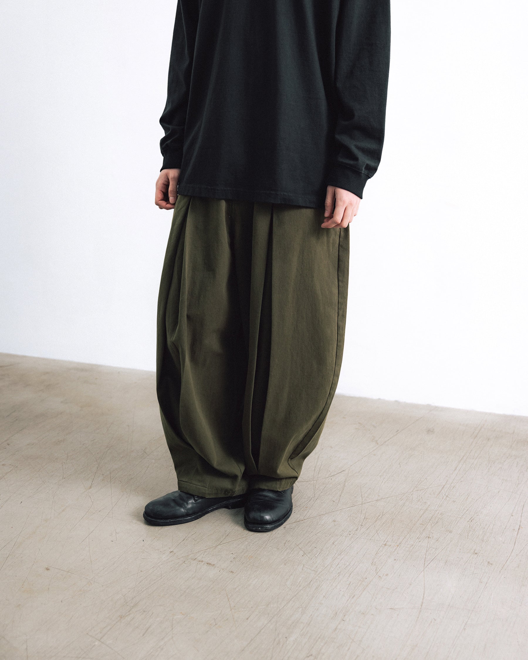 ANGLAN LONG TUCK WING BALLOON PANTS