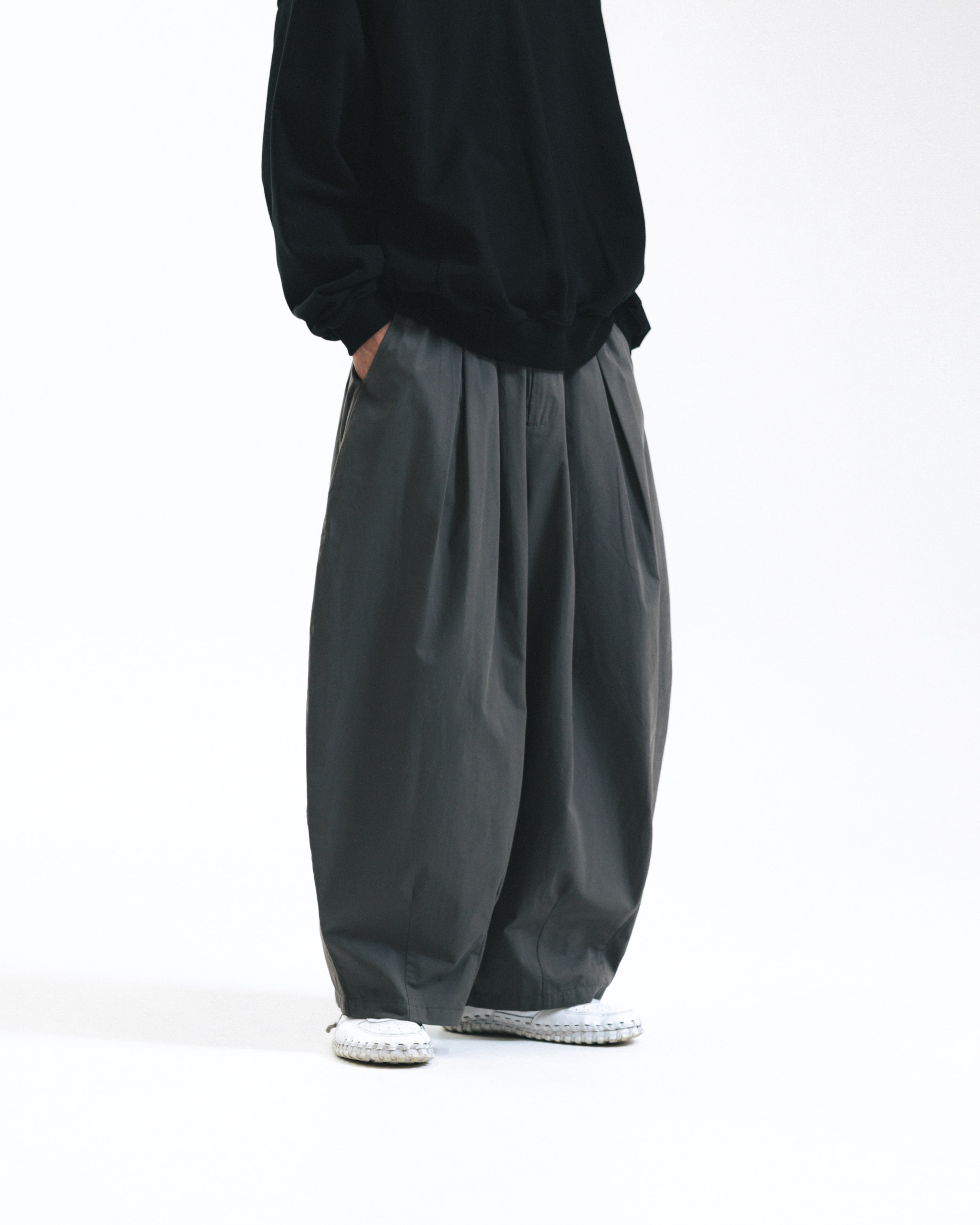 ANGLAN ESSENTIAL EASY BALLOON PANTS