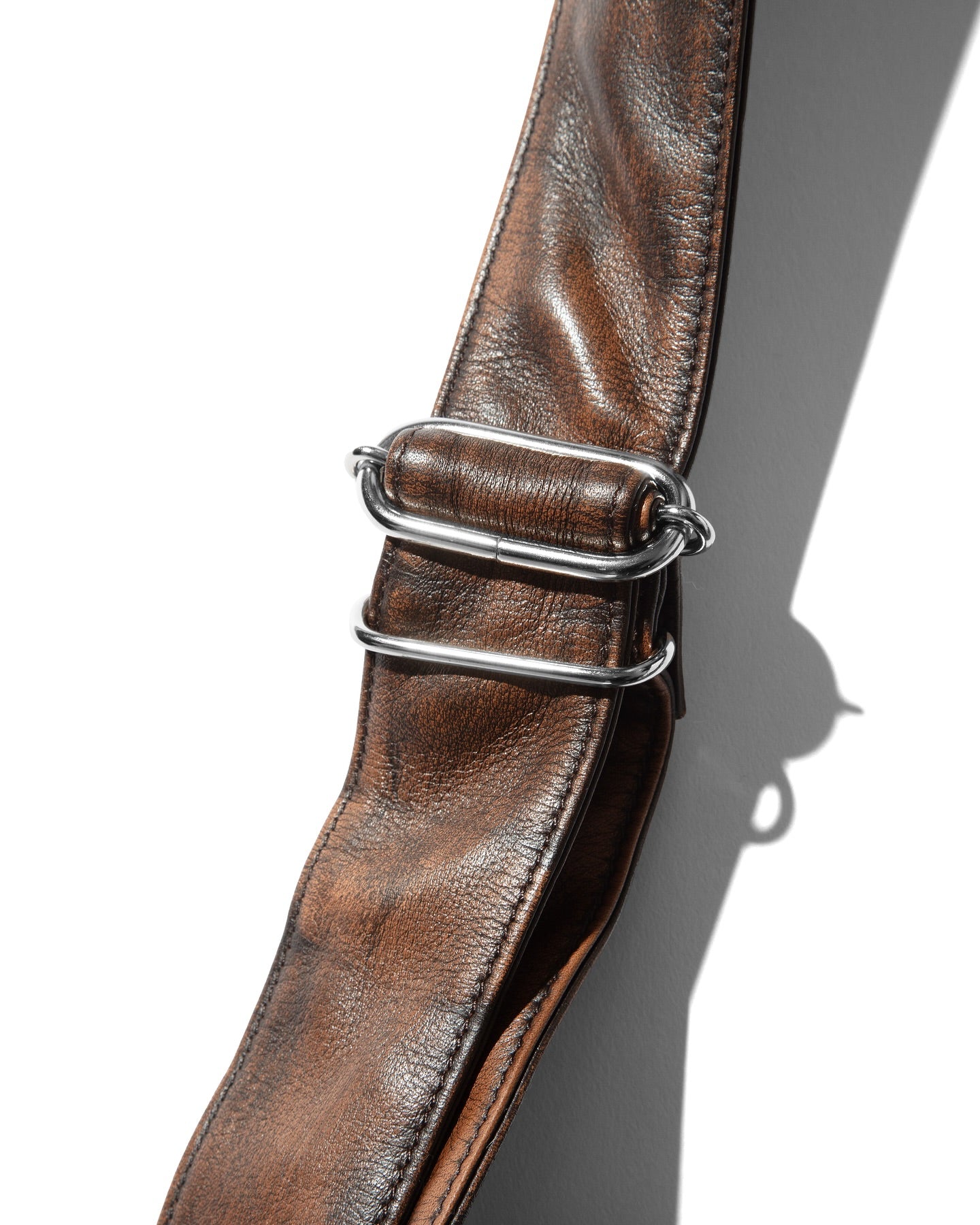 CLESSTE VINTAGE LEATHER HOLIDAY BAG