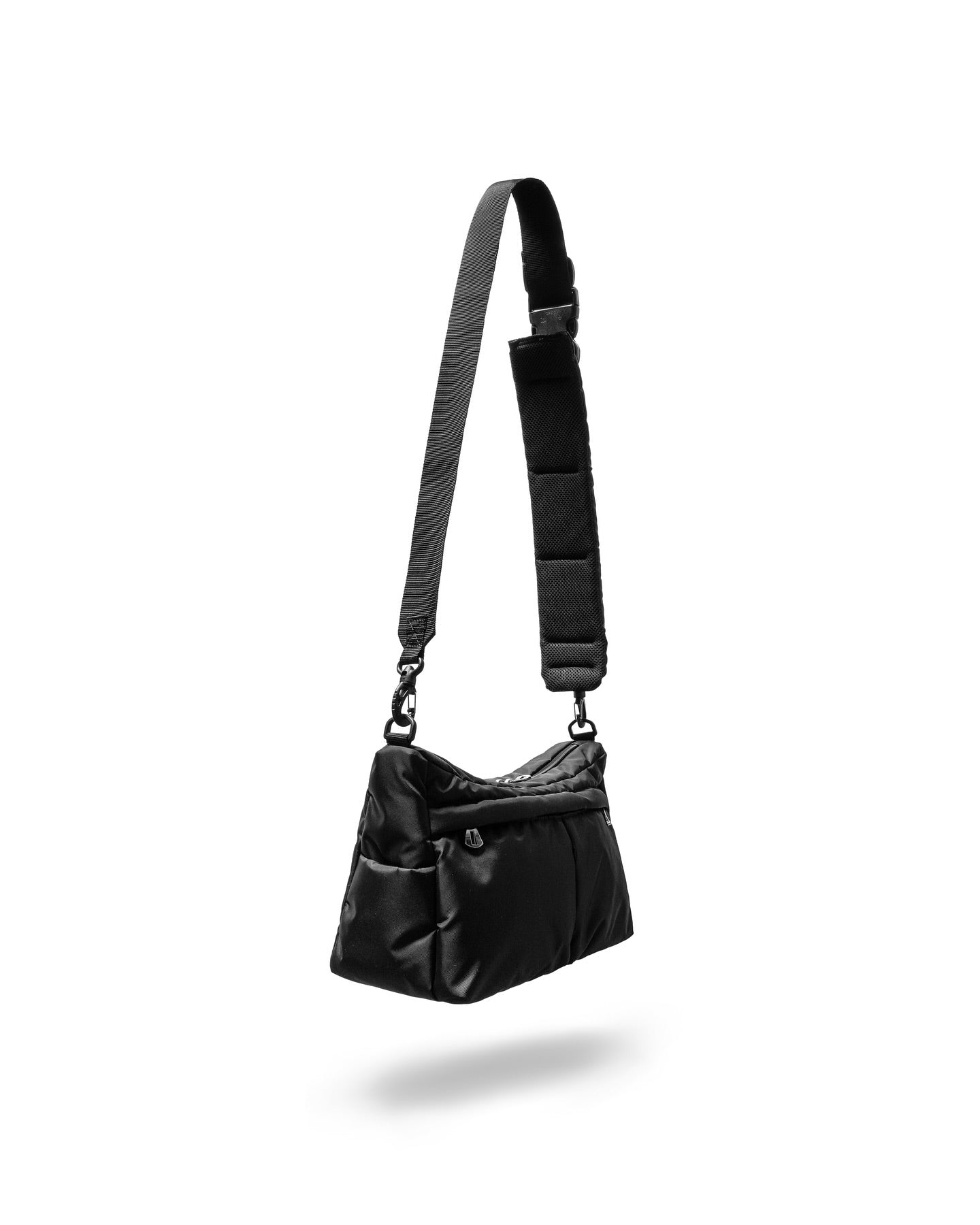 CLESSTE MULTI POCKET HOLIDAY BAG