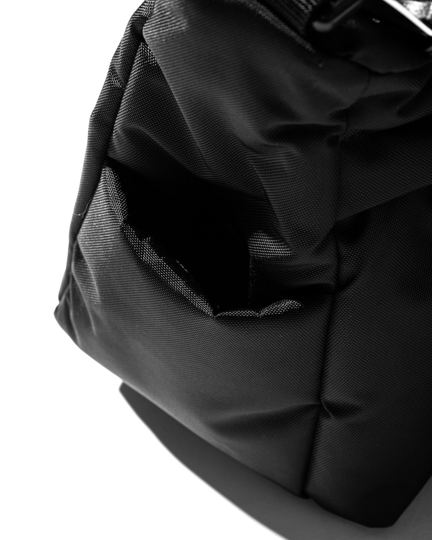 CLESSTE MULTI POCKET HOLIDAY BAG