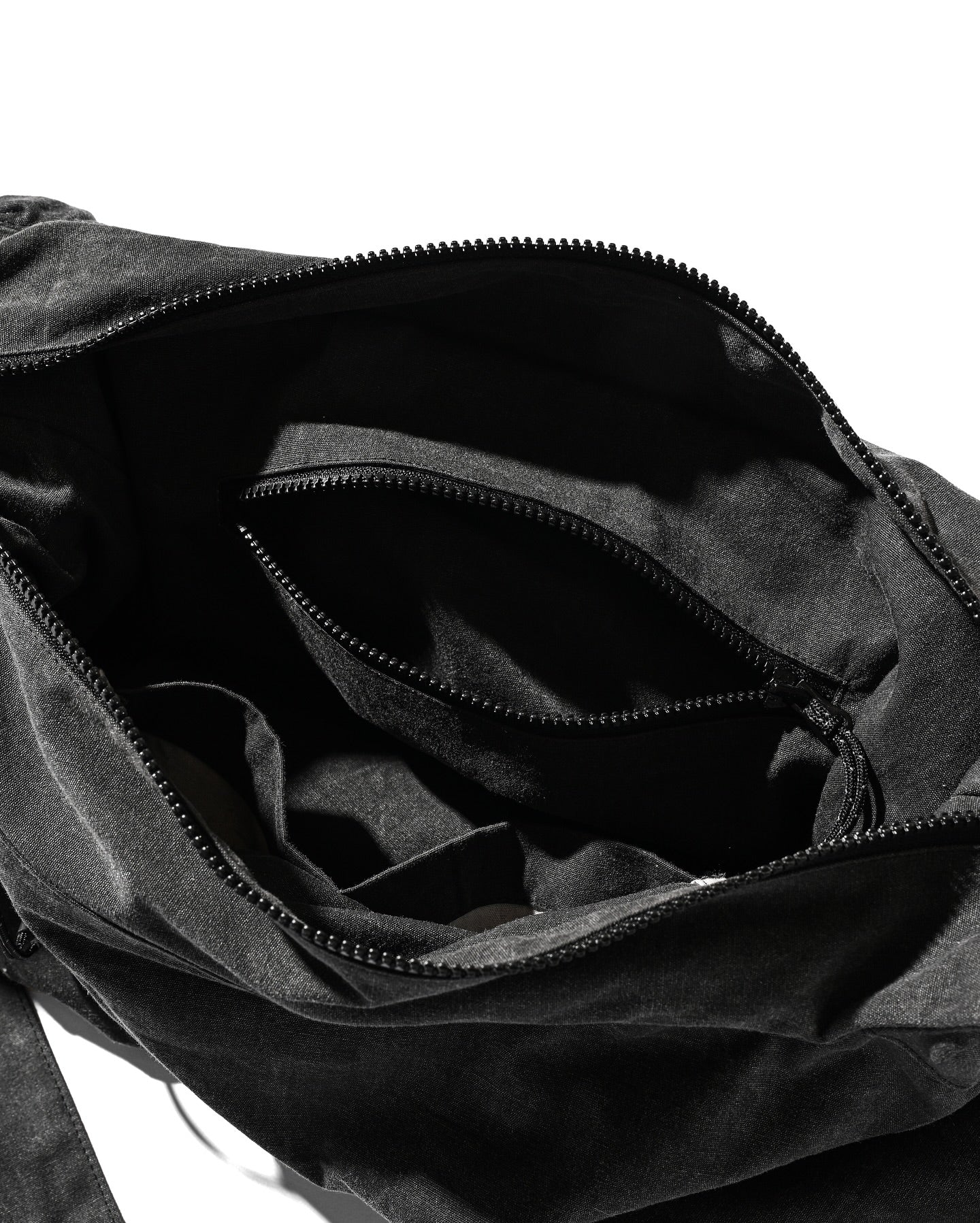 CLESSTE VINTAGE DYED FUTURE BAG