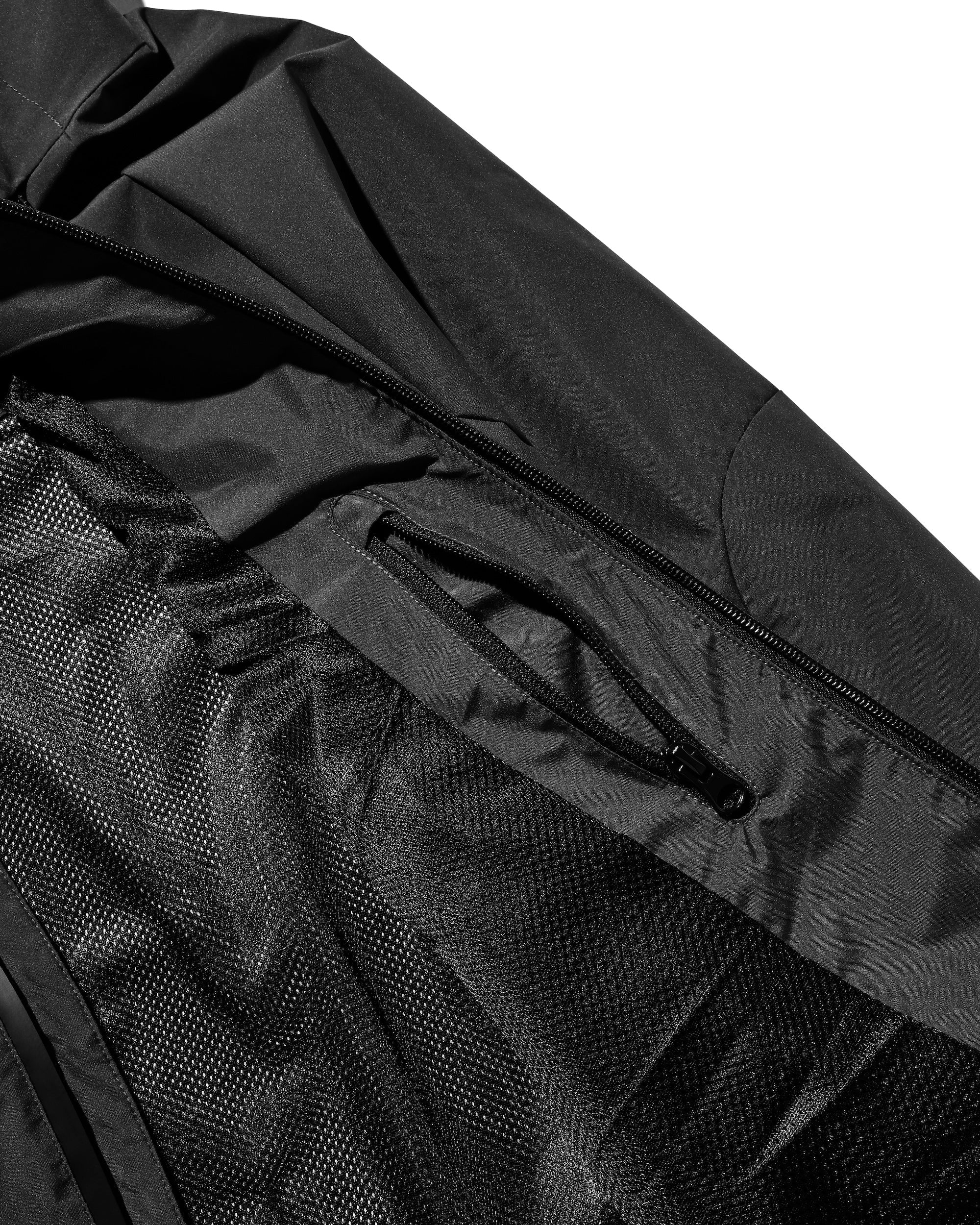 CLESSTE +phenix WINDSTOPPER® by GORE-TEX LABS CITY MOUNTAIN JACKET