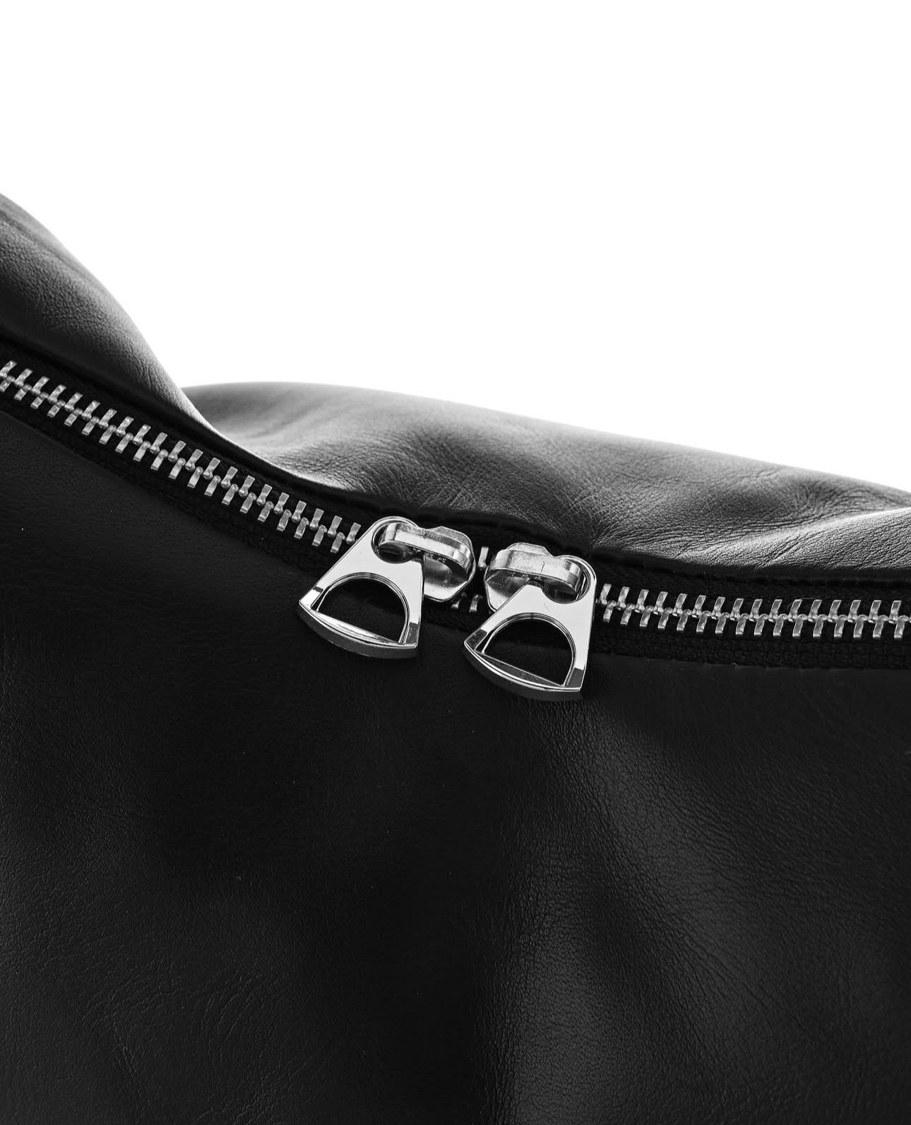 CLESSTE LEATHER DAYOFF BAG MINI