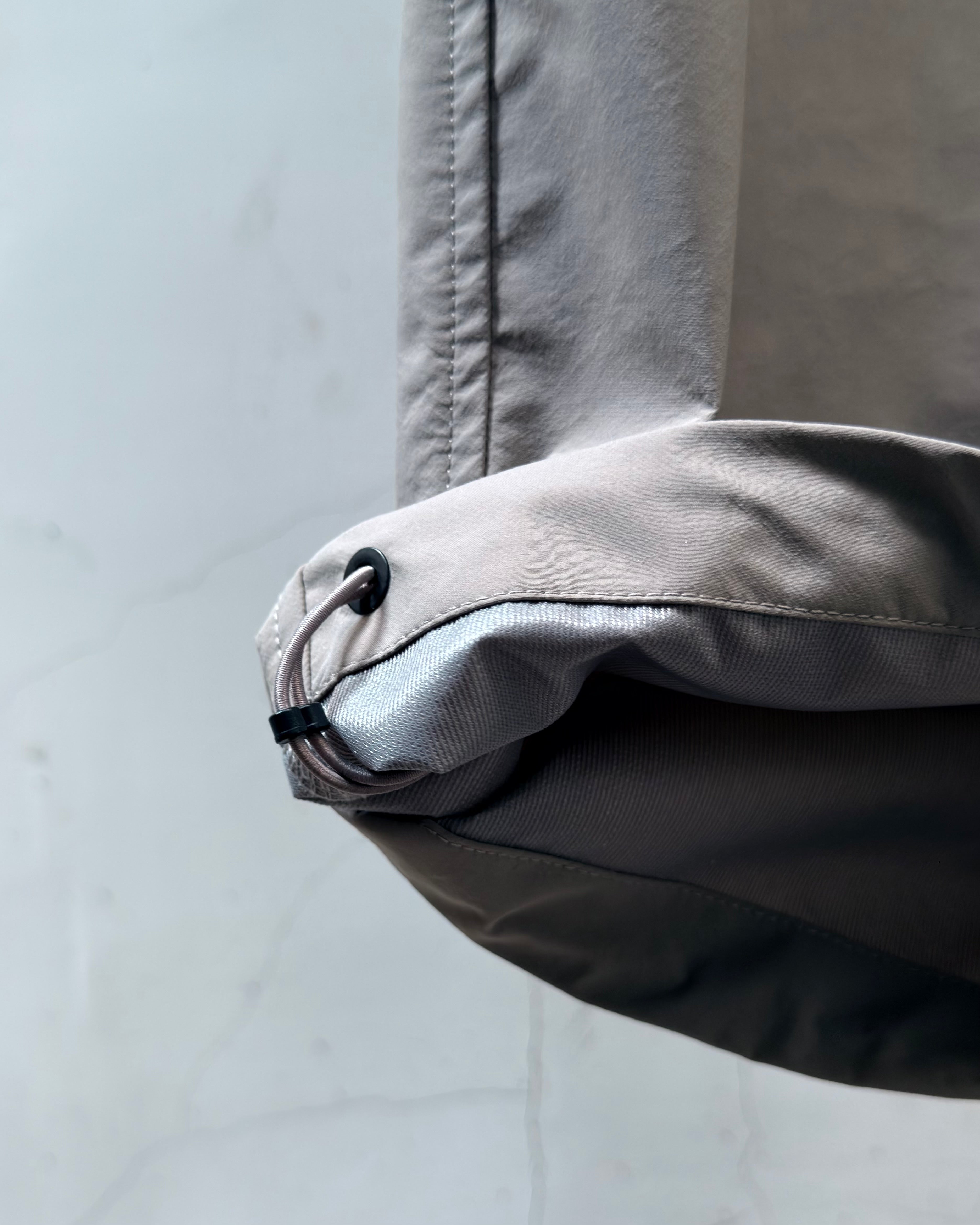 ES.1 26SS NYLON PANTS F002