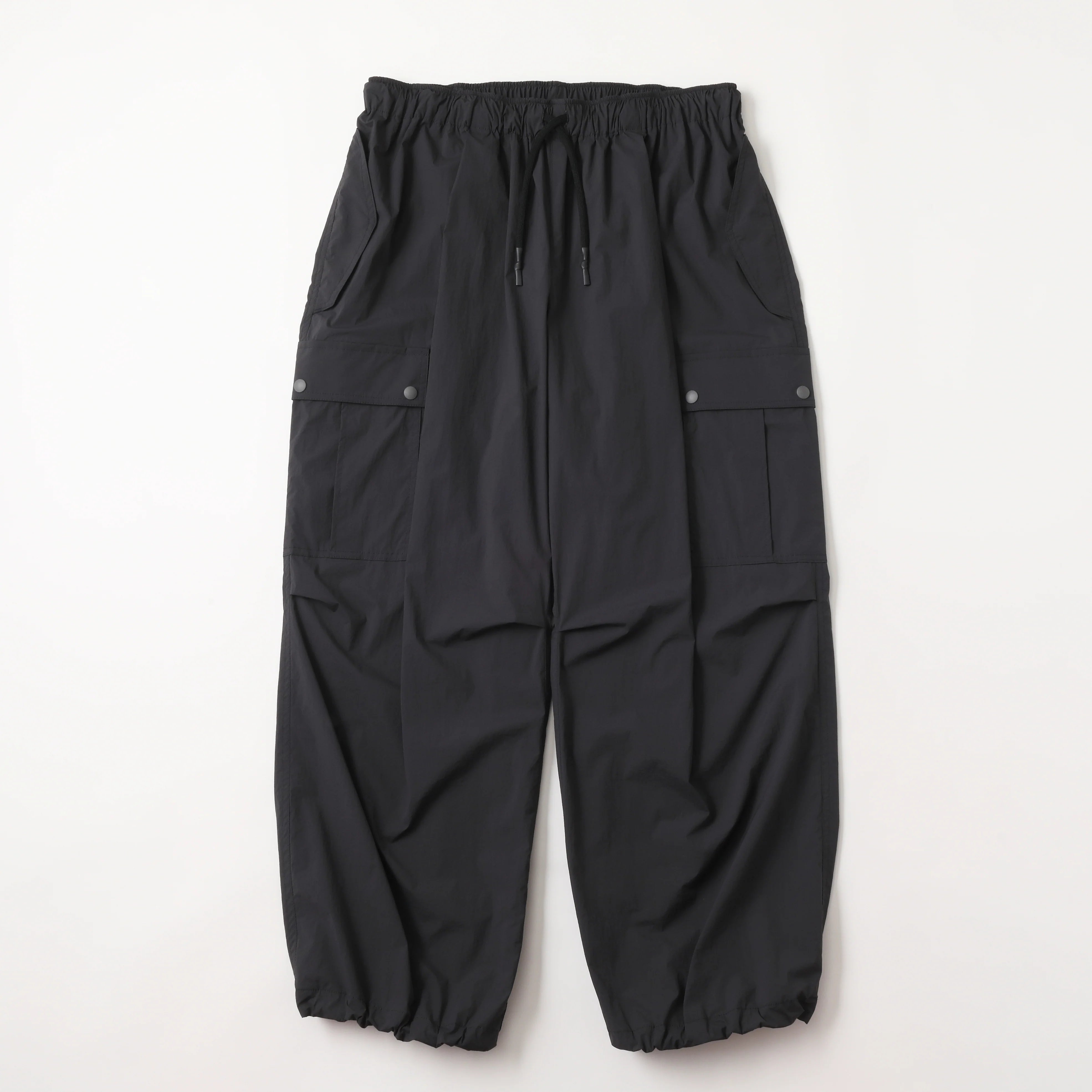 S.F.C 25FW PARACHUTE CARGO PANTS