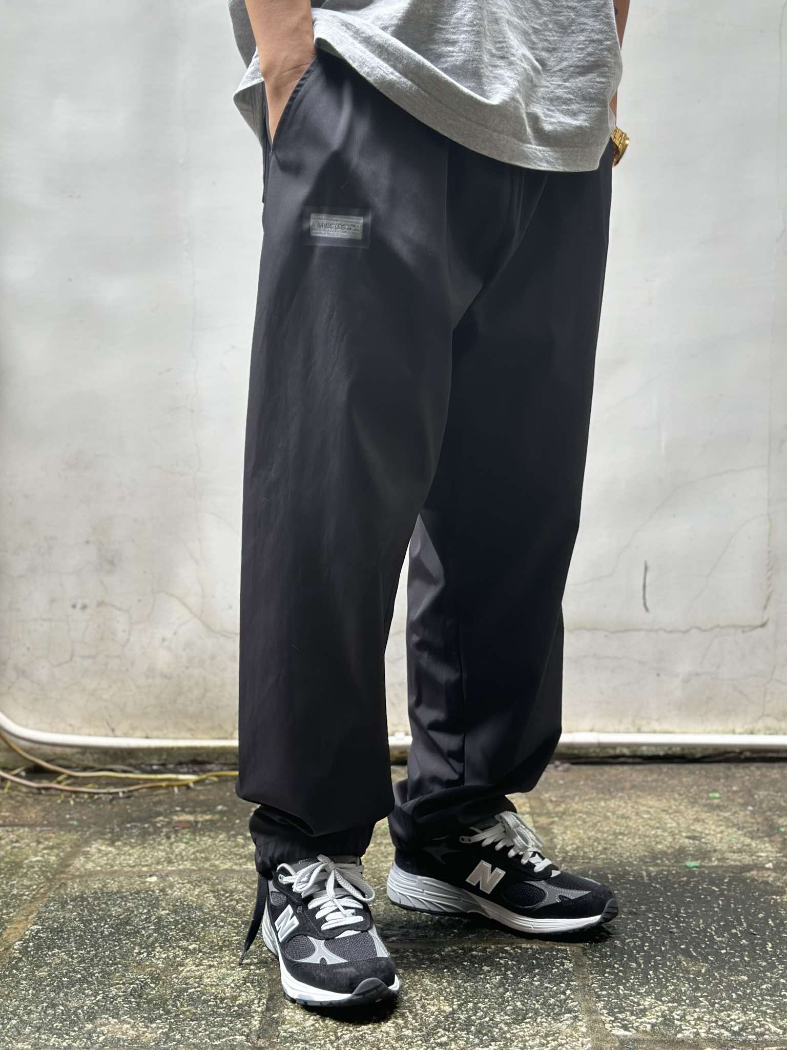 MINE_U.S.A. SIDE SEAMLESS NYLON EASY PANTS