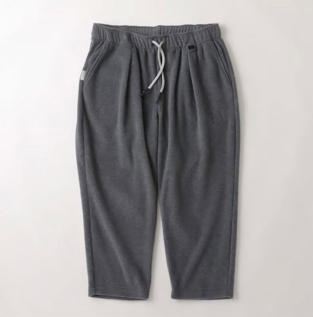 S.F.C 23FW - CROPPED FLEECE PANTS
