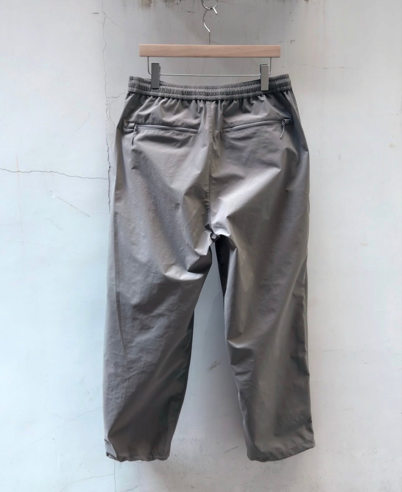 ES.1 26SS NYLON PANTS F002