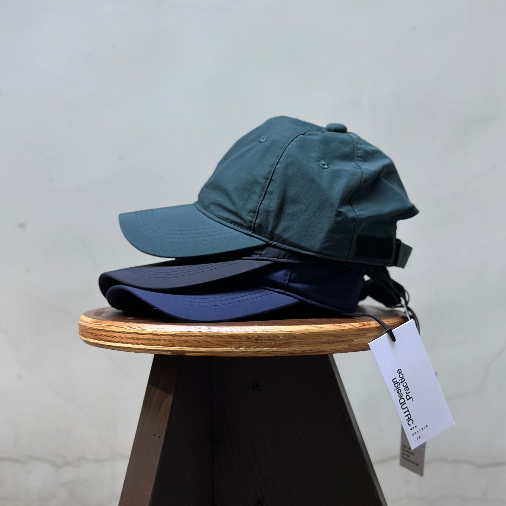UNTRACE 24AW _133 6P CAP
