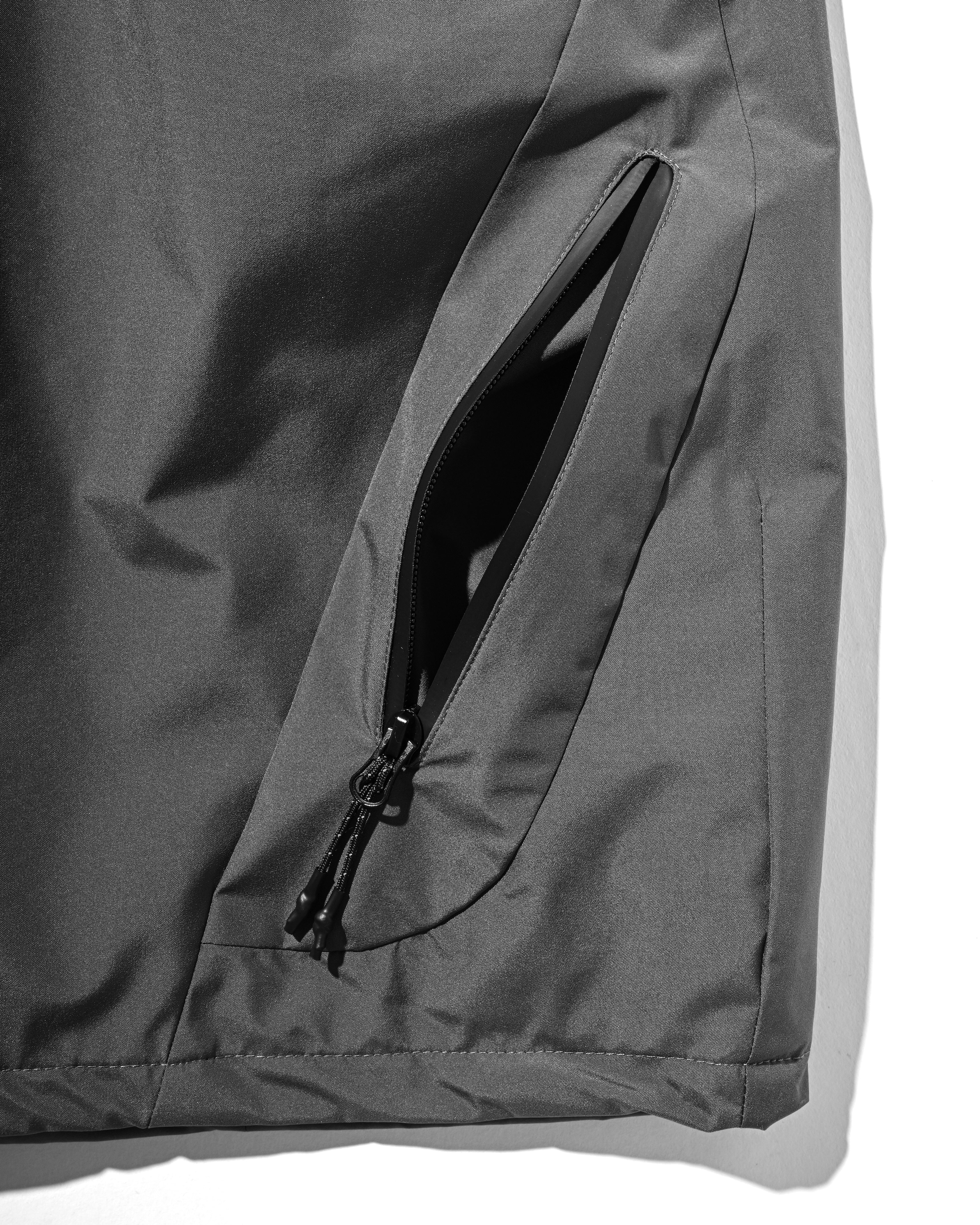 CLESSTE GTX TECH MASSIVE TWISTED HALF PANTS