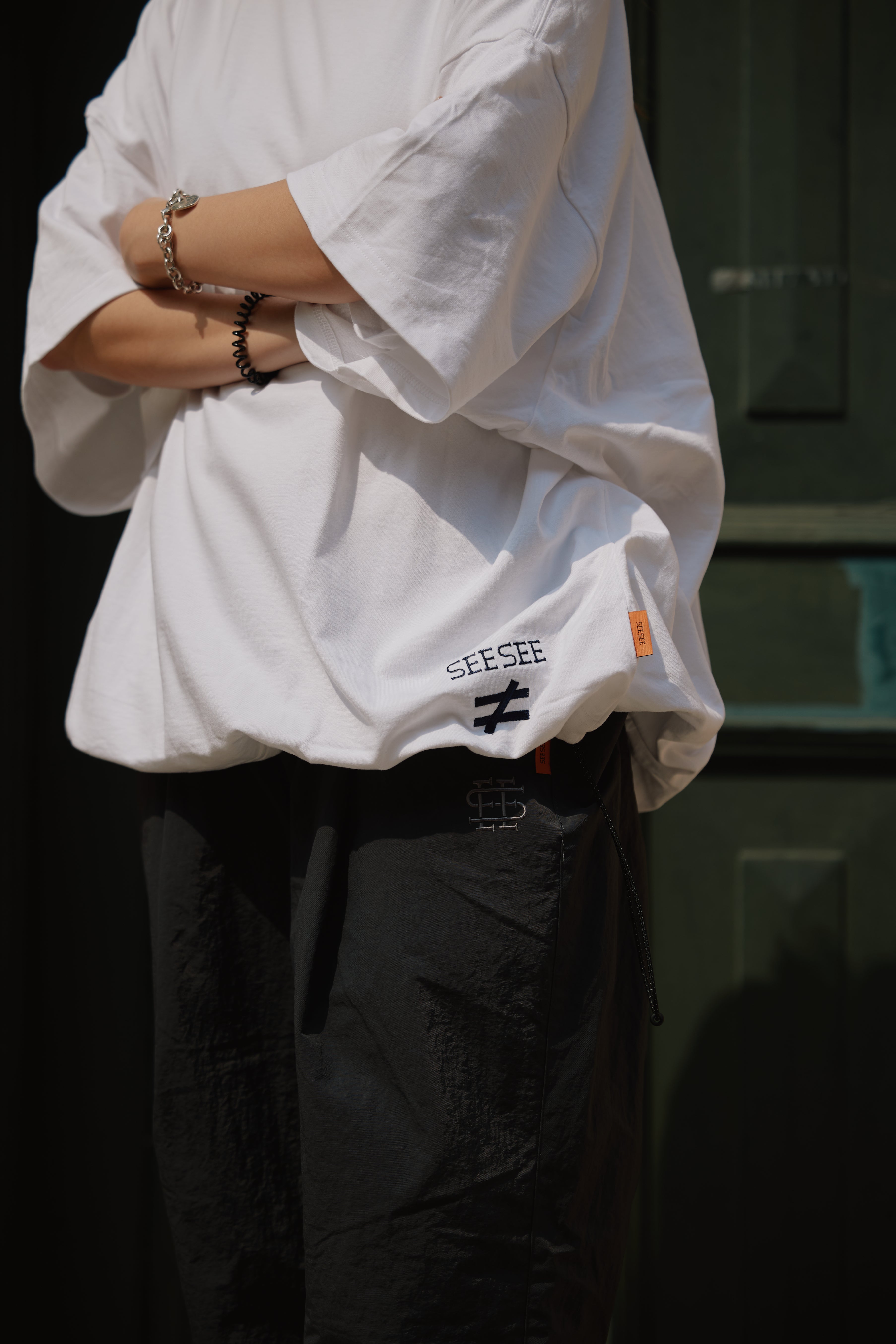 SEE SEE SUPER BIG DRAWSTRINGS SS TEE (HNGR)