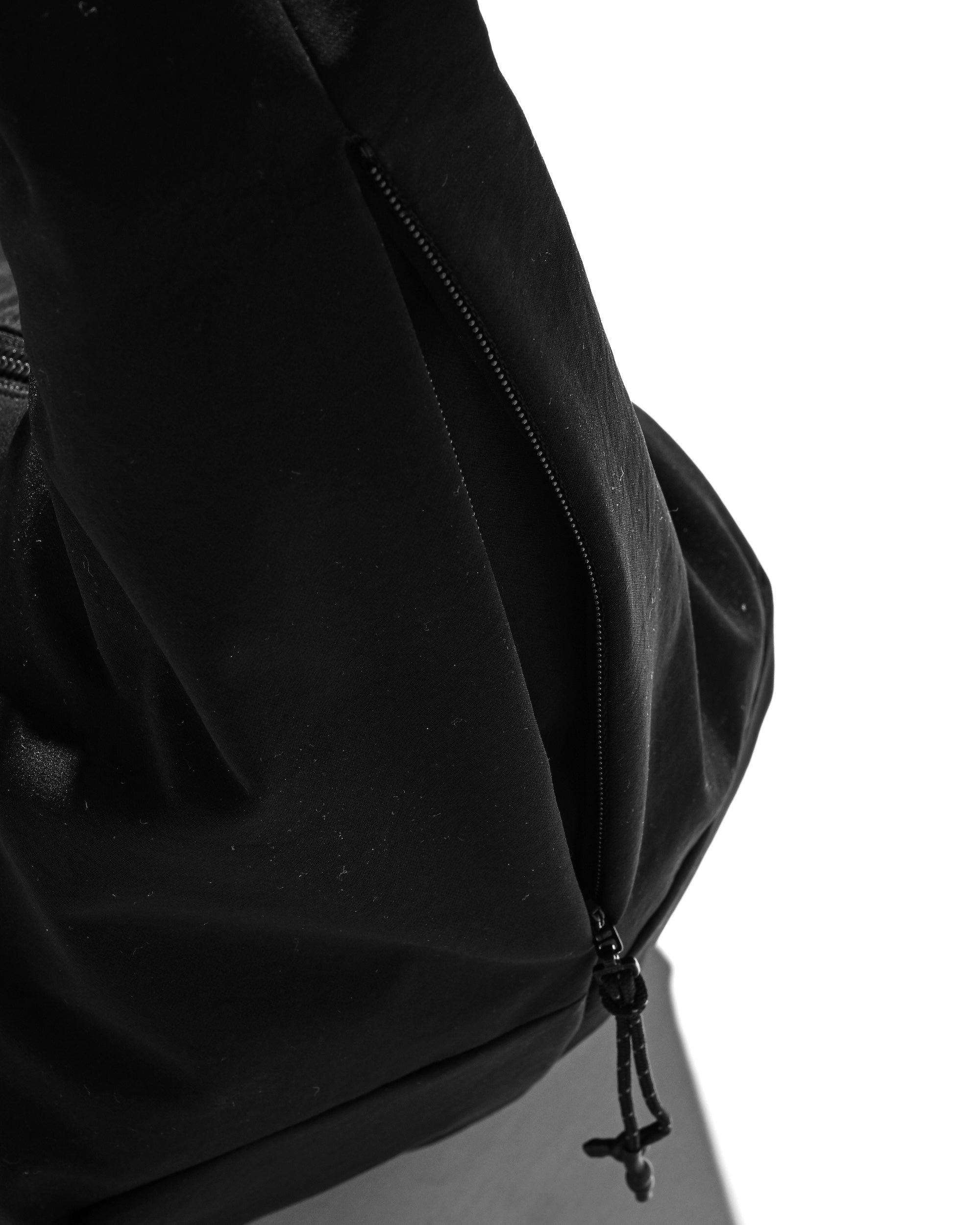 CLESSTE SOFT SHELL 2WAY SYSTEM SHOULDER BAG