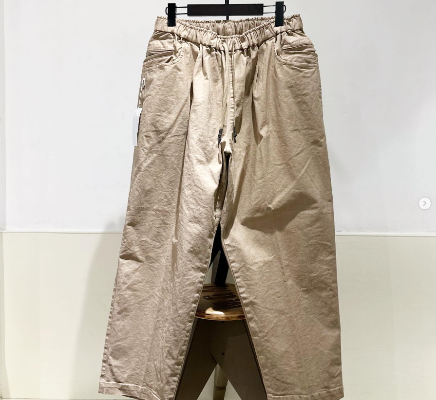 S.F.C 23FW - SUPER WIDE CHINO PANTS