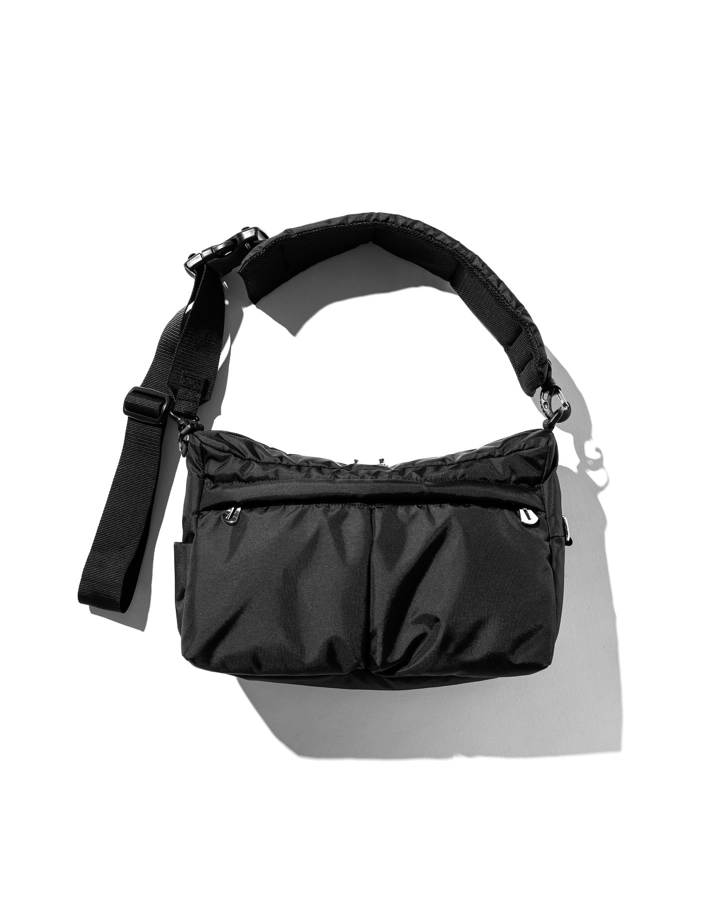 CLESSTE MULTI POCKET HOLIDAY BAG