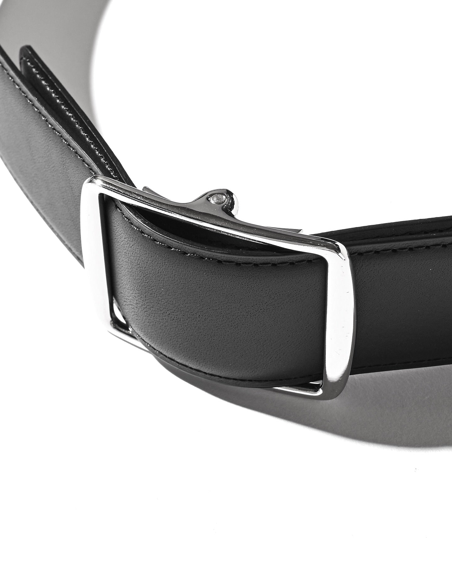 CLESSTE HOLELESS ESSENTIAL LEATHER BELT