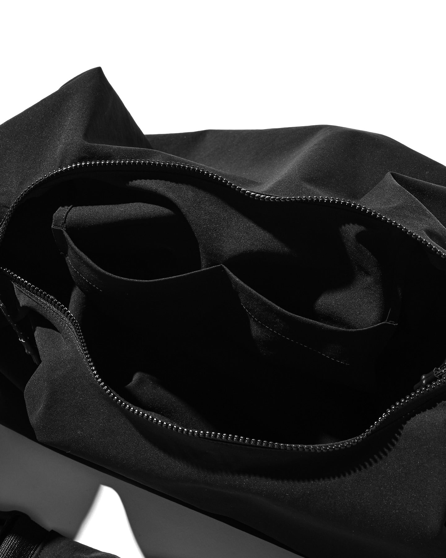 CLESSTE SOFT SHELL SYSTEM ADJUSTER BAG