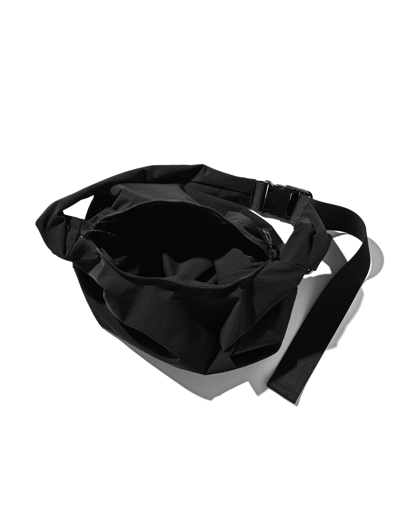 CLESSTE SOFT SHELL SYSTEM ADJUSTER BAG