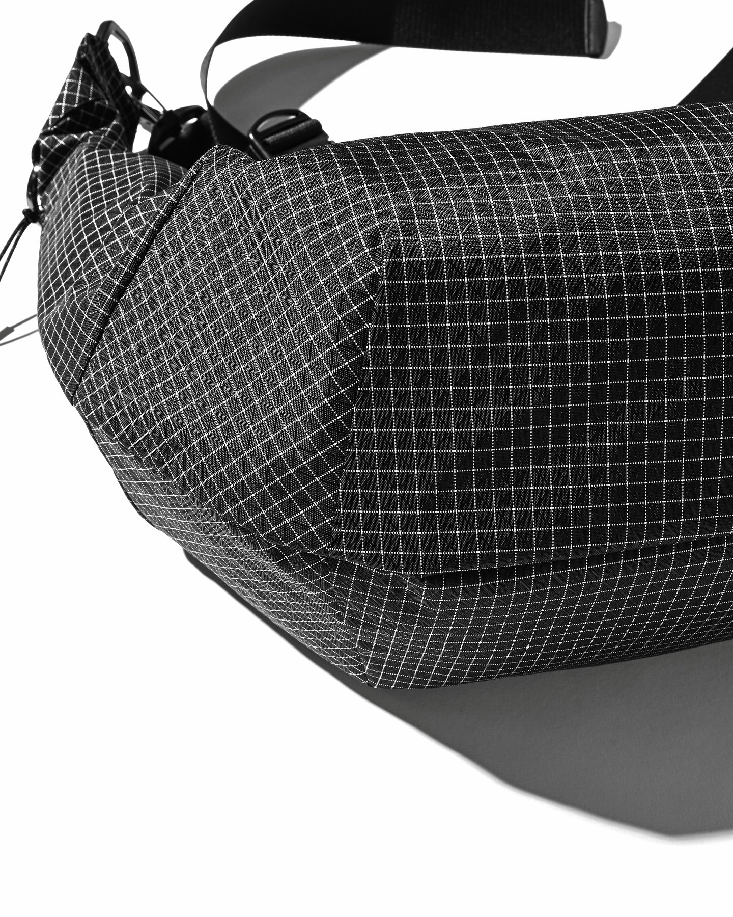 CLESSTE 2WAY SYSTEM SHOULDER BAG WITH Dyneema®