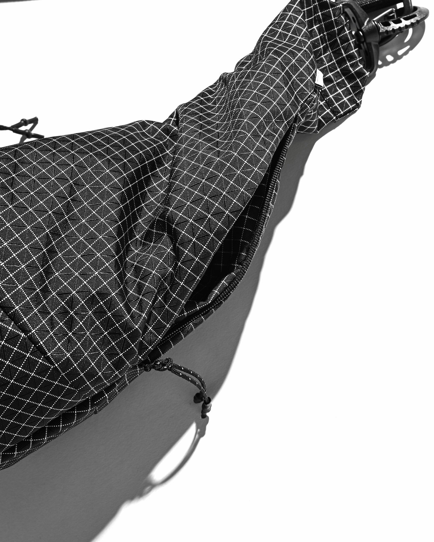 CLESSTE 2WAY SYSTEM SHOULDER BAG WITH Dyneema®
