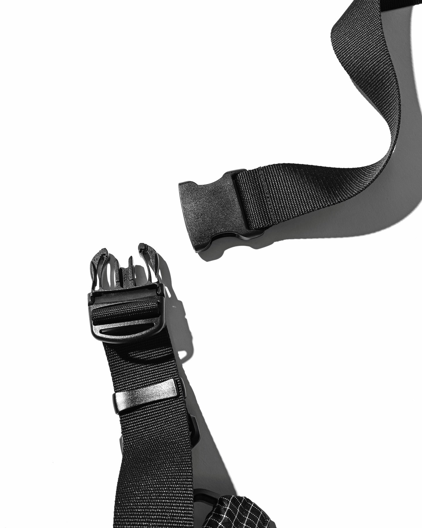 CLESSTE 2WAY SYSTEM SHOULDER BAG WITH Dyneema®